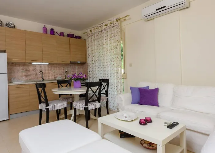 Perfect View Maisonette Apartment *